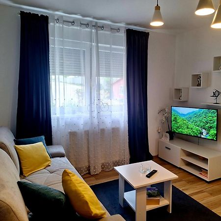 Gospic Riverside Apartment Luaran gambar