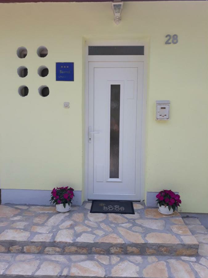 Gospic Riverside Apartment Luaran gambar
